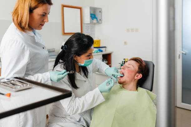 Best Weekend Emergency Dental Services in North Muskegon, MI